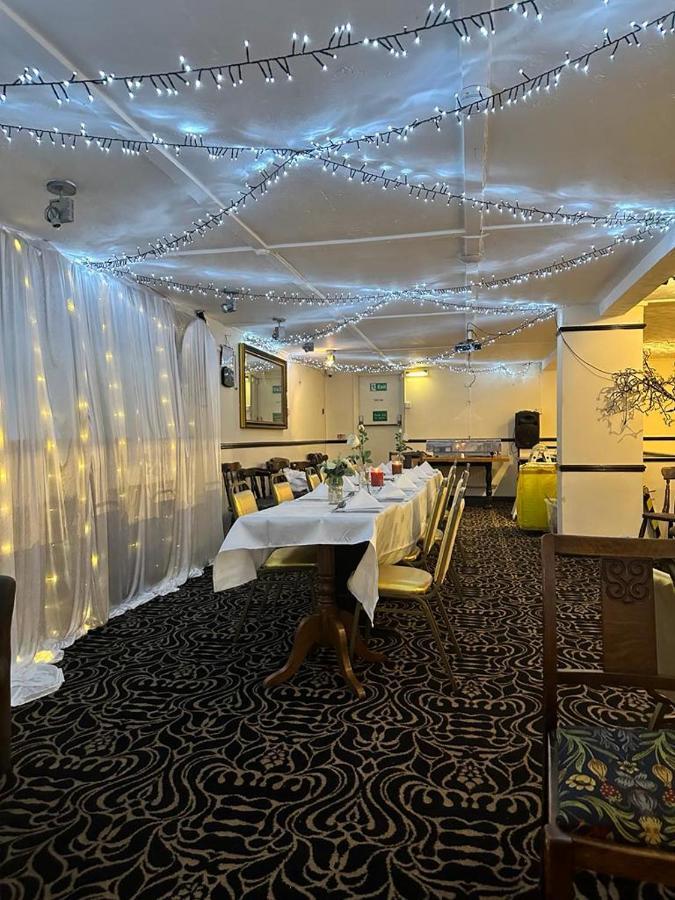 The Swan Inn Salisbury Wilton  Ngoại thất bức ảnh