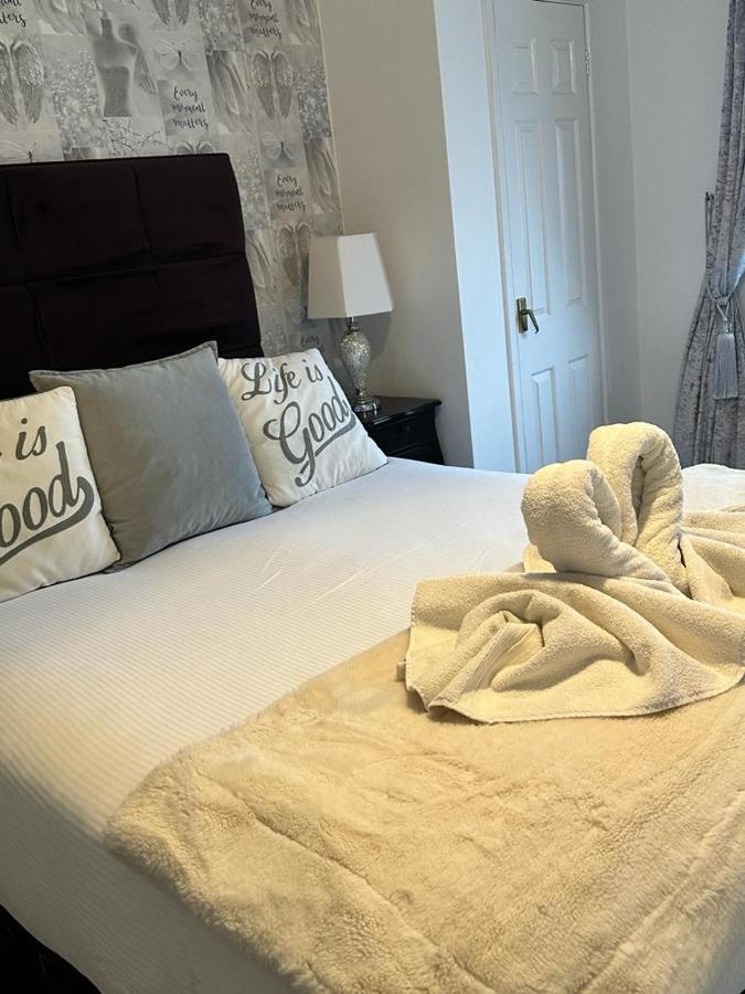 The Swan Inn Salisbury Wilton  Ngoại thất bức ảnh